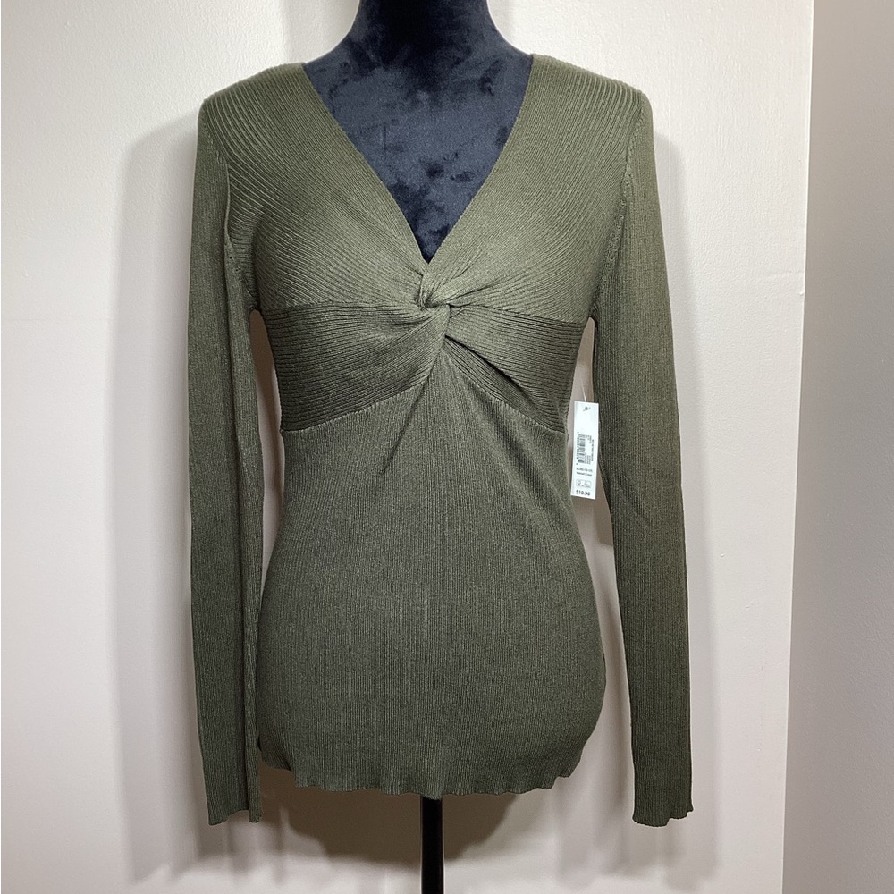 No Boundaries Green V-Neck Twist Sweater Size XL